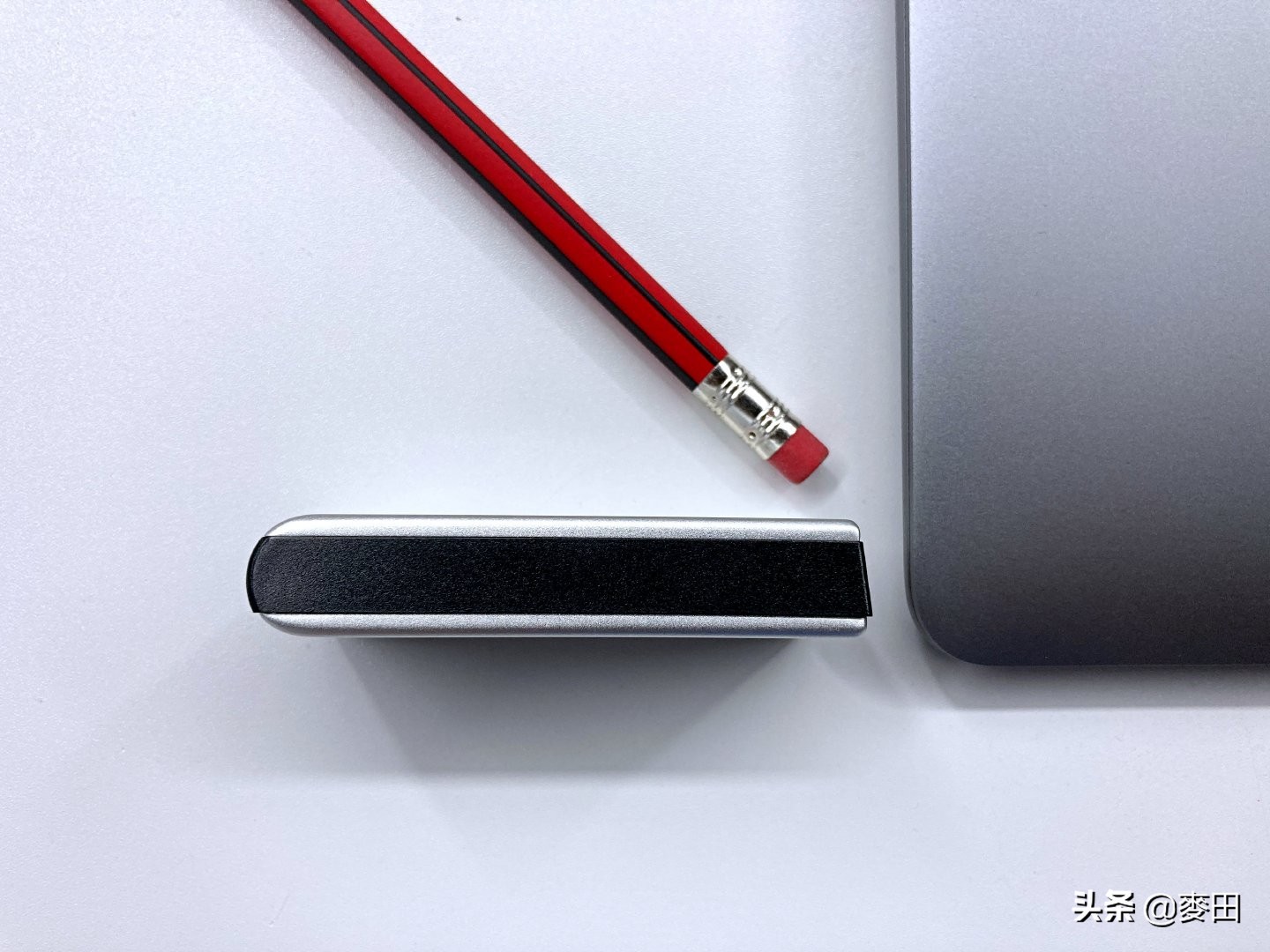 现在买macbookM1芯片合适吗,现在买macbookairm1的电池