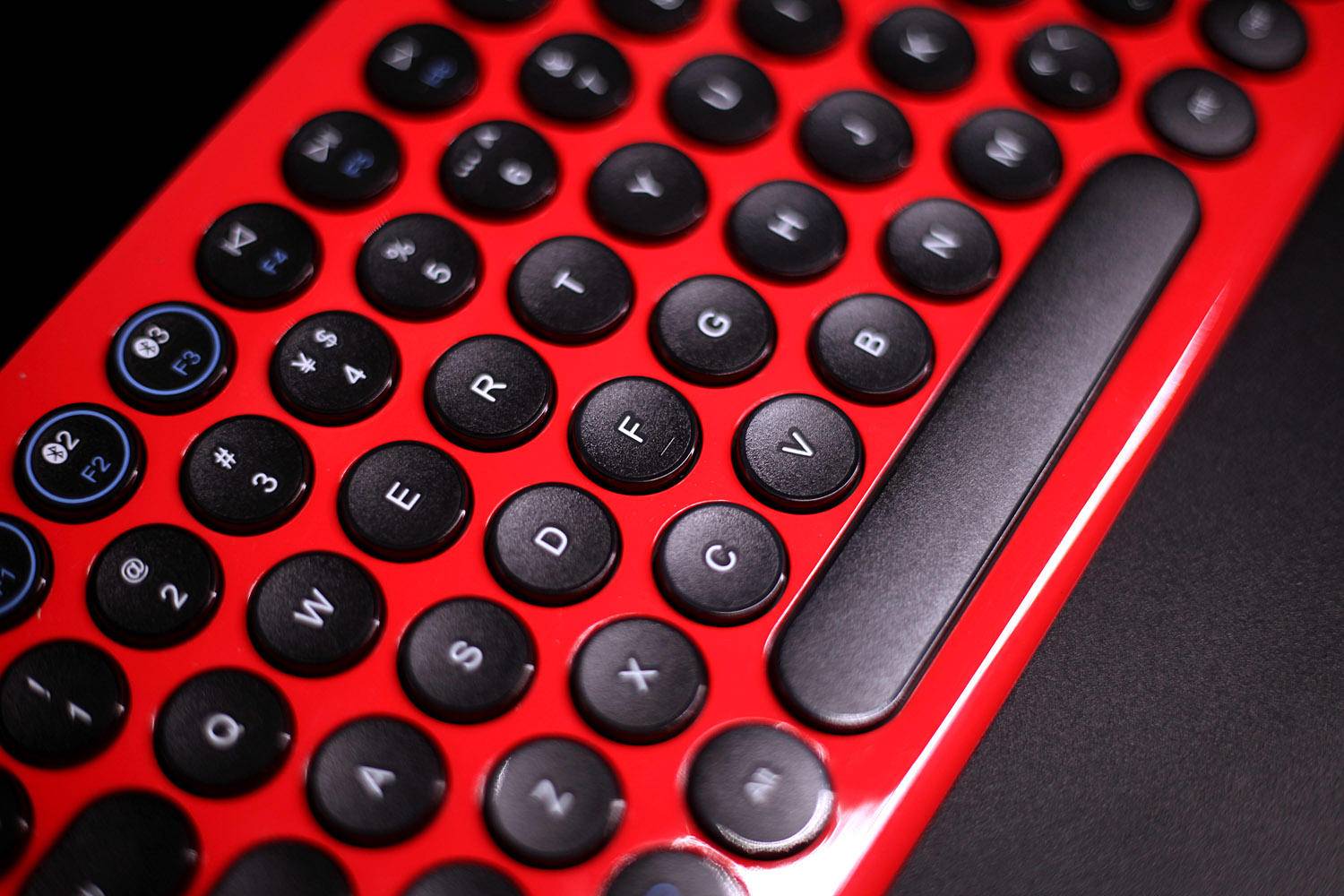 航世bow蓝牙键盘失灵,平板电脑键盘测评