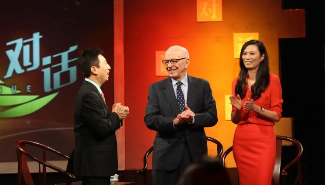 43岁的邓文迪,25岁的邓文迪