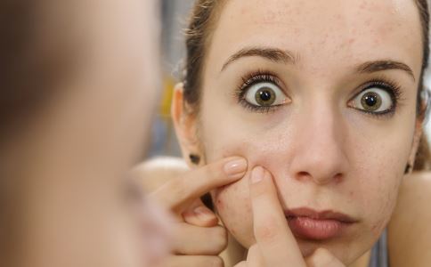 粉刺怎么彻底去除,闭口粉刺正确消除方法