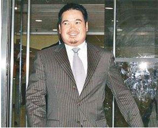 李建勤富豪一年花15亿,李建勤花销