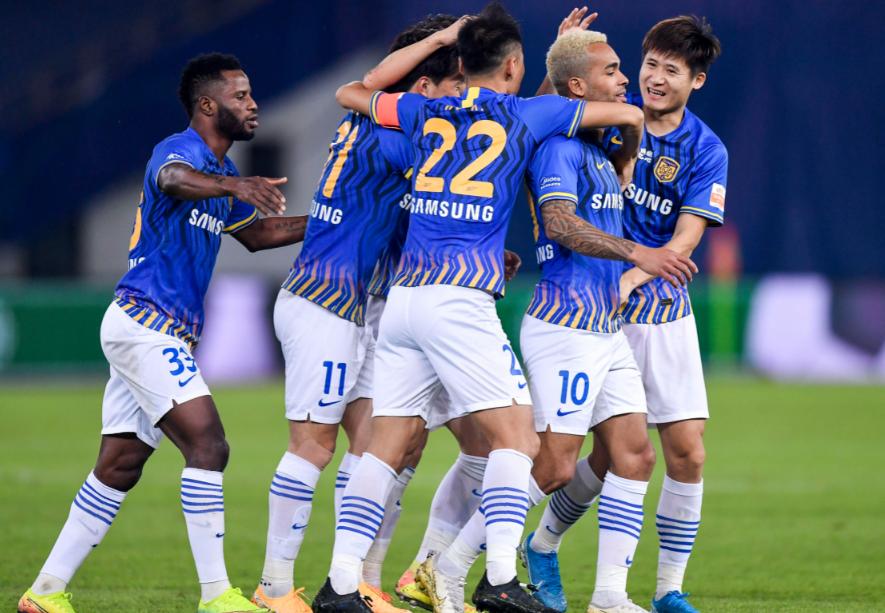 中超联赛前9轮共出现15张红牌,中超红黄牌及停赛广州恒大