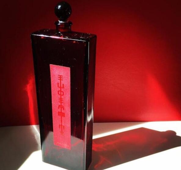 编辑部热选的化妆水测评,轻松补水,快速解救干燥,还你婴儿肌