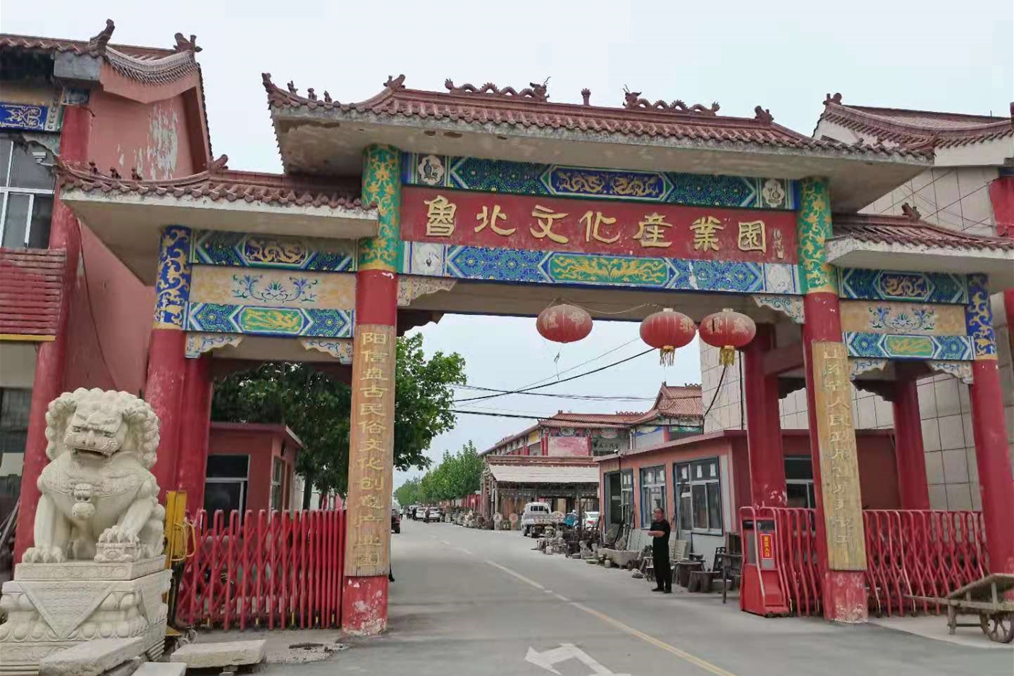 中国二手家具,旧货市场淘旧家具