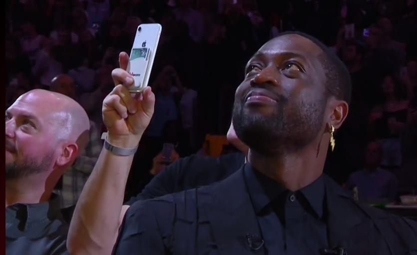 3号球衣致敬韦德视频,3号球衣韦德