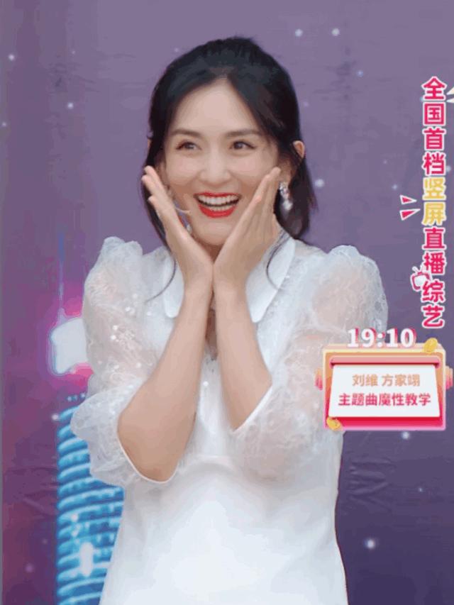 谢娜被央视主持人秒杀完整版,谢娜被秒杀现场