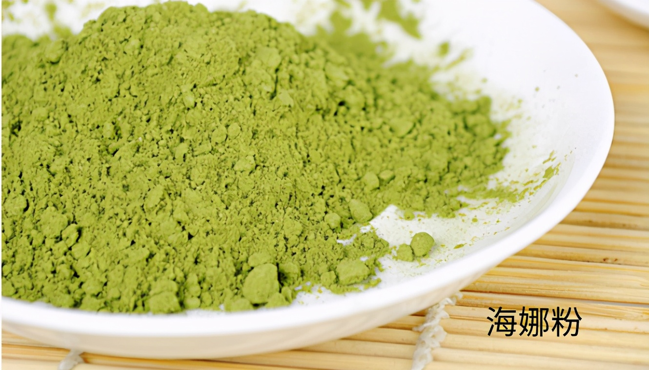 把头发染白发伤害大吗,老年人为什么爱染红色的头发