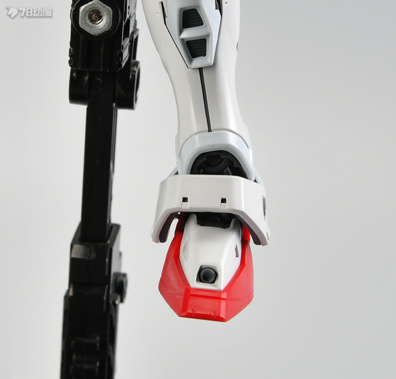 万代高达rgrx78-2,万代rg飞翼零式高达