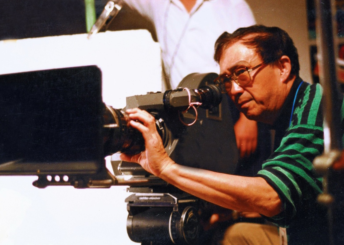 捧红姜文潘虹的谢晋，85岁去世被恶意*谤诽**，83岁遗孀见到人性之恶