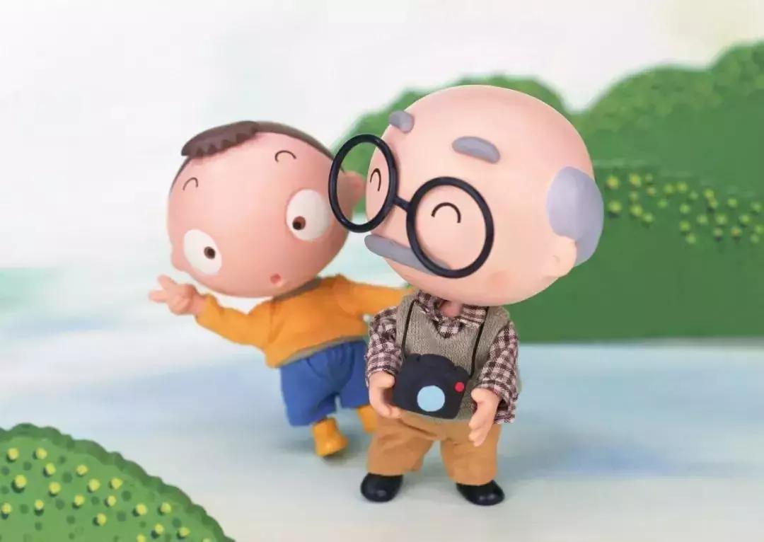 教育孩子孝敬长辈，父母首先要做好榜样