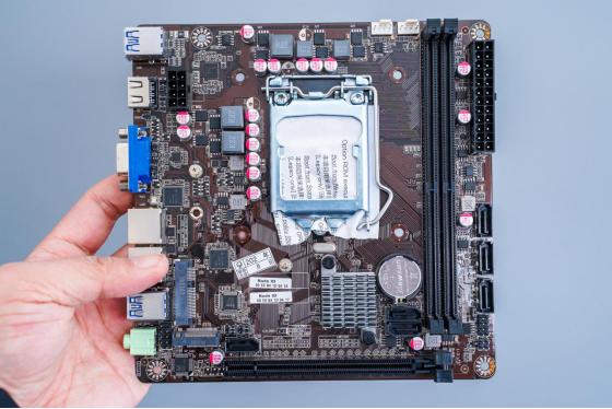 itxnas中端配置,itx主机装nas