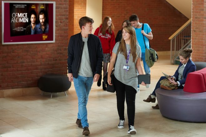 鐭ュ北澶у浣嶇疆,鐭ュ北澶у