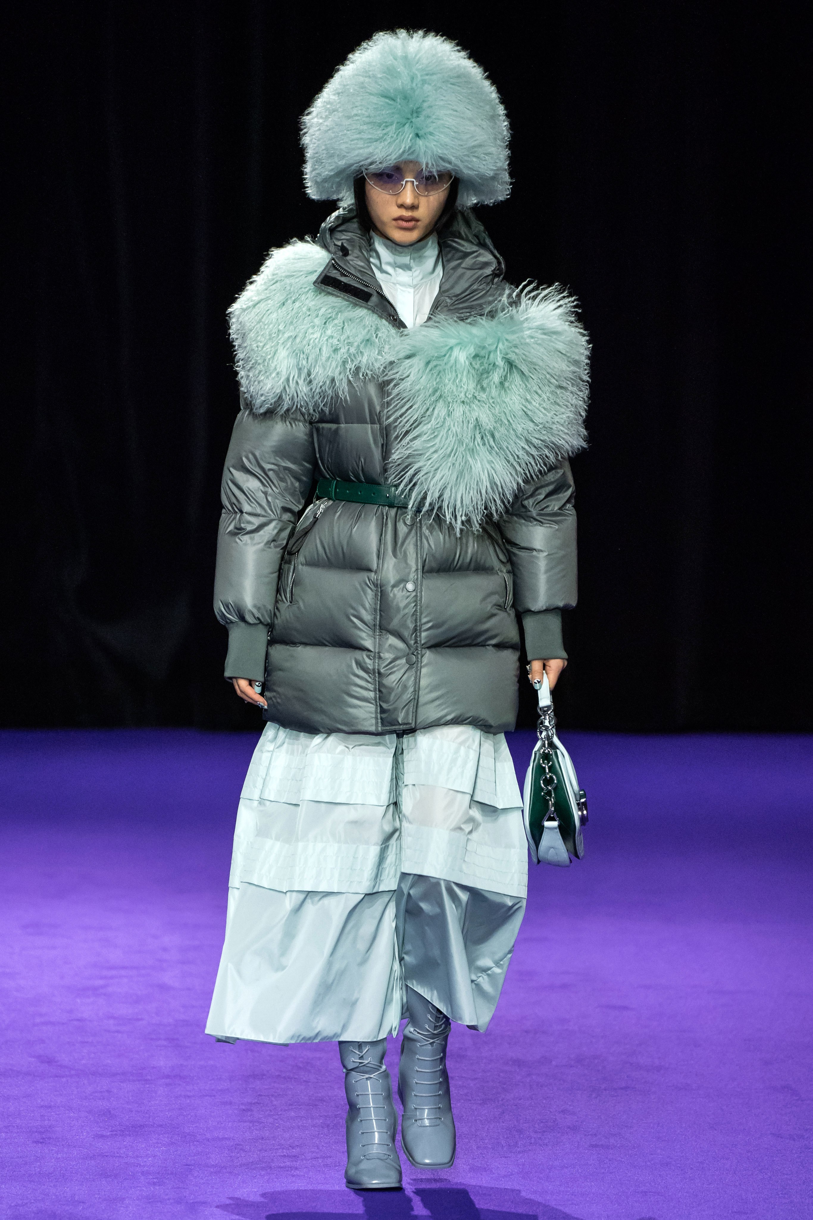 巴黎时装周kenzo,kenzo穿出时尚感