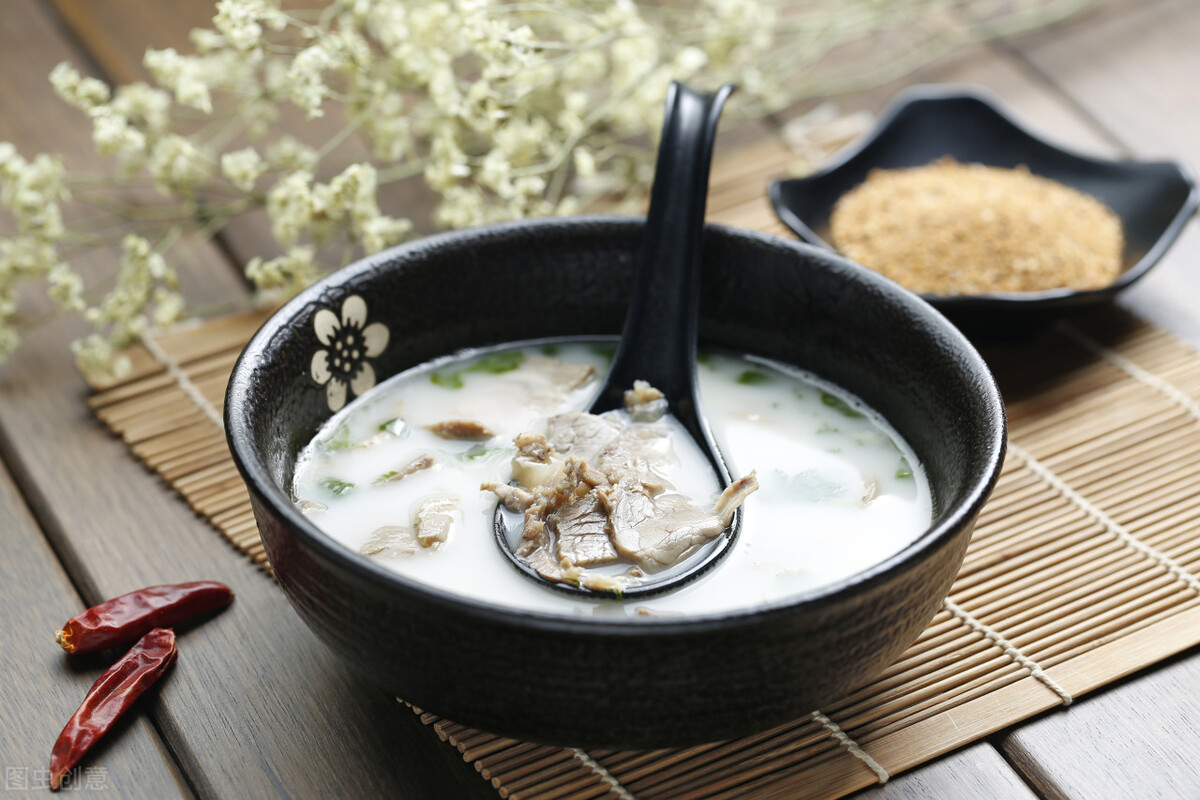 女性宫寒怎么导致的,女人宫寒怎么造成的