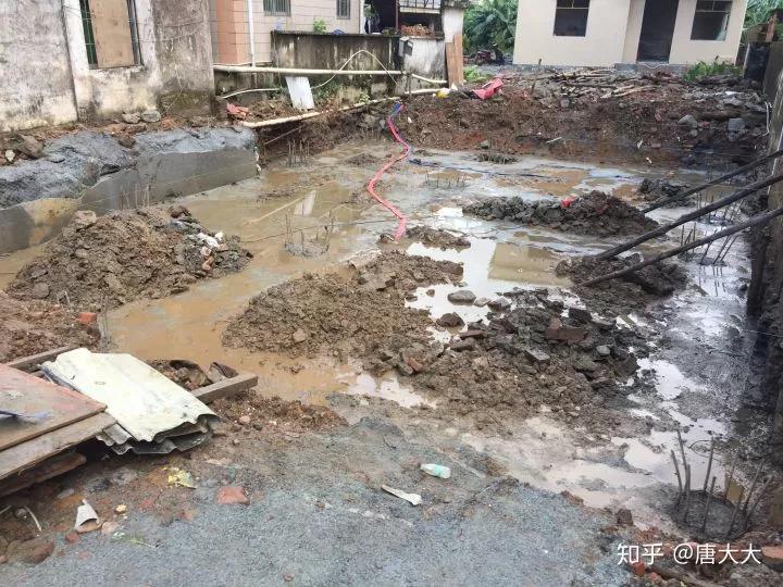 新中式三层别墅自建图,广东三层半别墅设计图