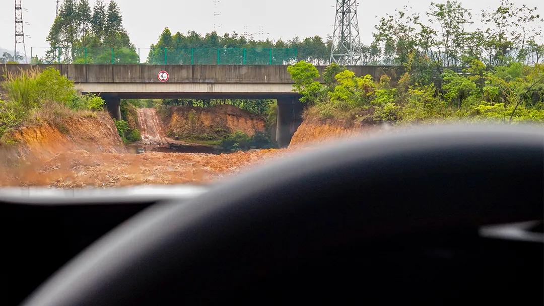 这款20万级合资suv城市和越野通杀,11万级的合资suv来了坐拥高颜值