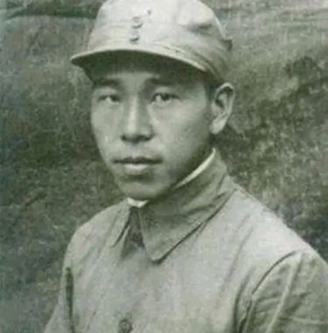 开国上将黄永胜延安开酒楼，陈赓去“捧场”：要钱没有，要命一条