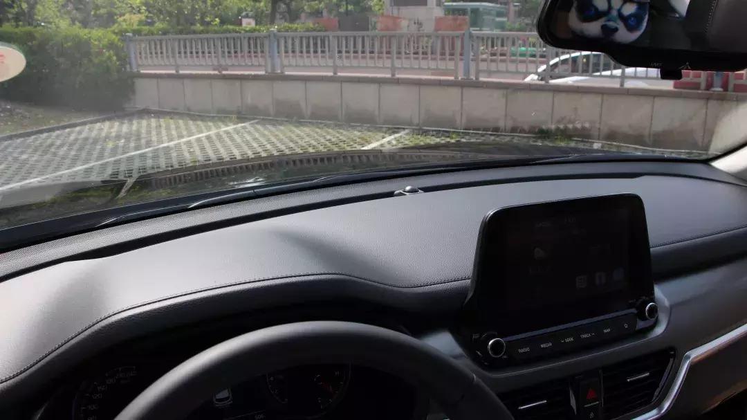 起亚智跑2.4测评,试驾智跑2.0高配