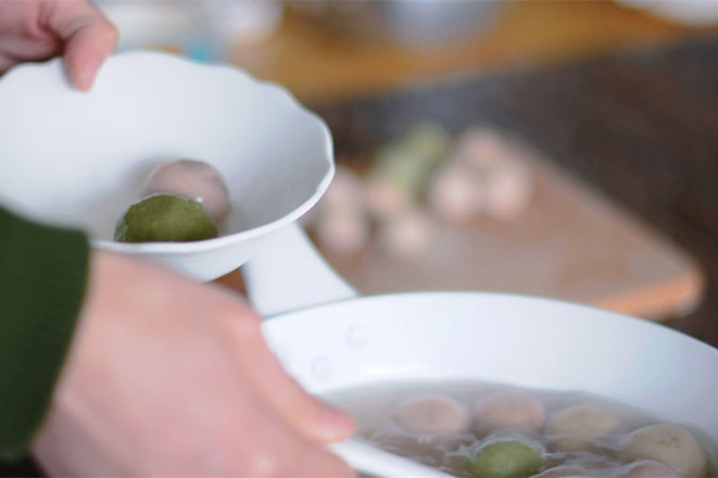 印度人是怎么吃印度汤圆的,印度汤圆印度人是怎么吃下去的