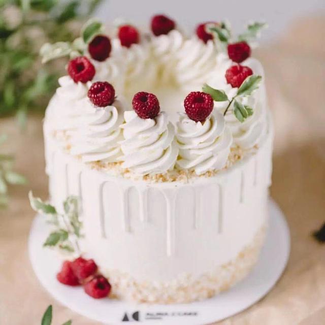 怎么提高淡奶油的稳定性,在夏天提高稳定性淡奶油打发教程