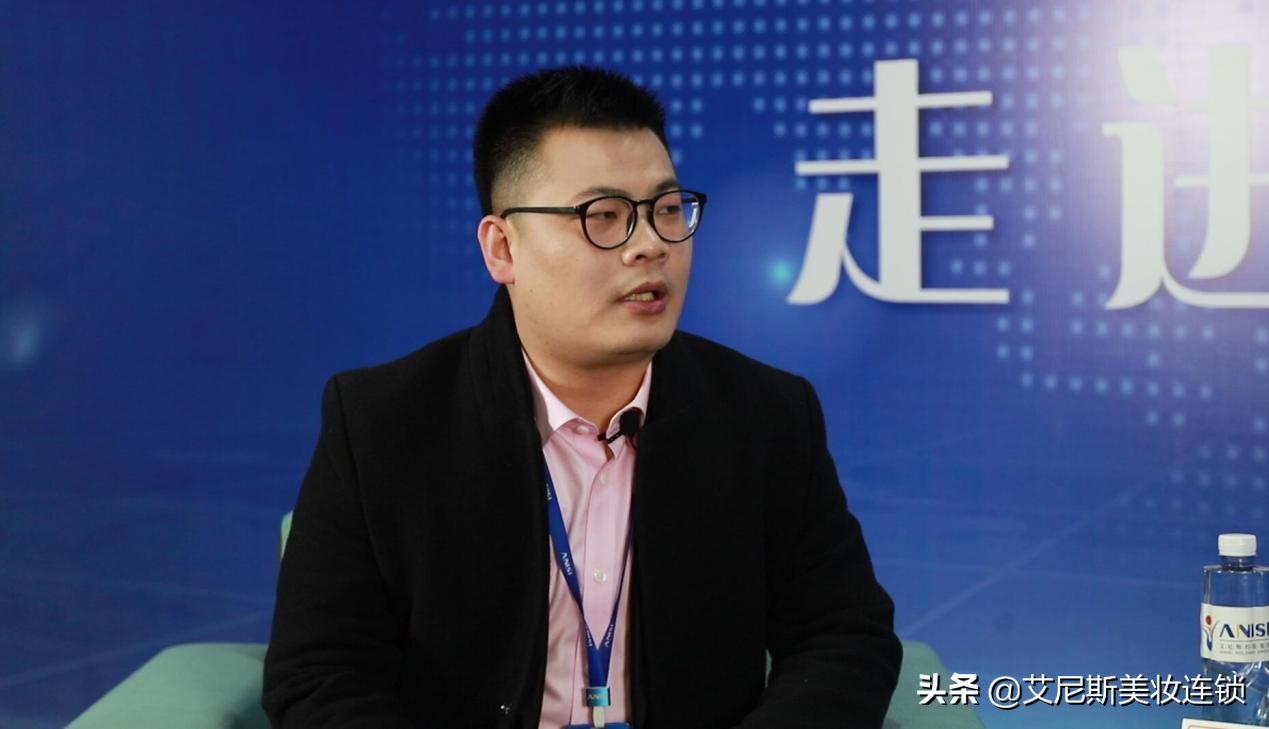 专访艾尼斯新媒体运营经理吴亚：打造美业教育领域的品牌大V