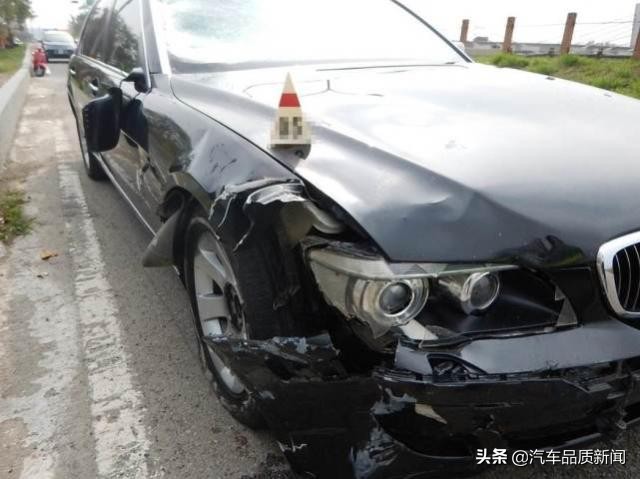 正常行驶把人撞死要赔多少钱,开轿车撞死了人要赔多少