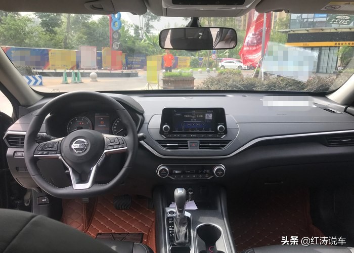 新天籁黑色,喜提日产天籁2018款