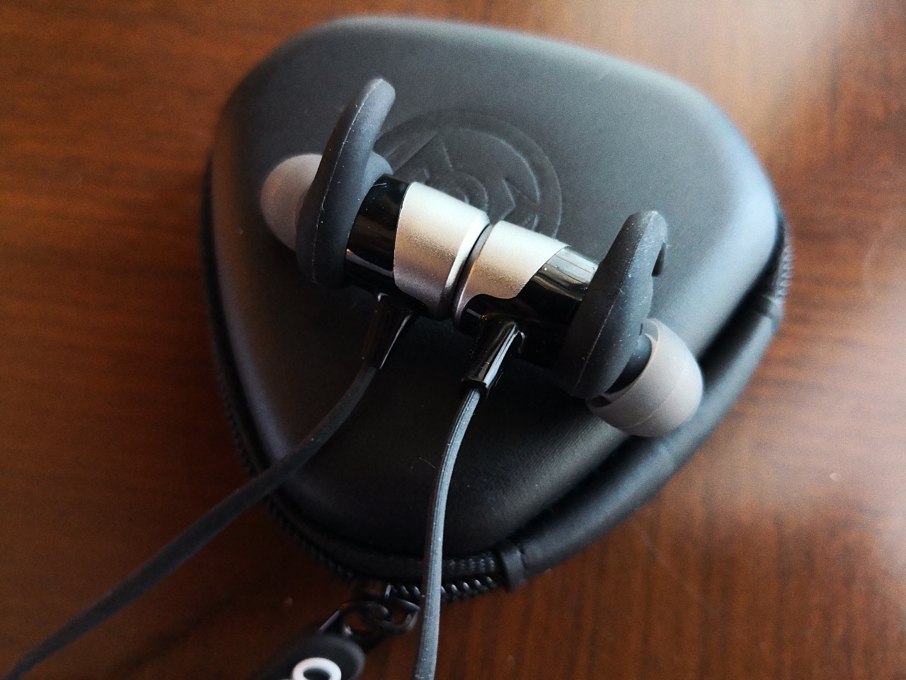 高性价比超酷的美国OontZBudZ3运动耳机