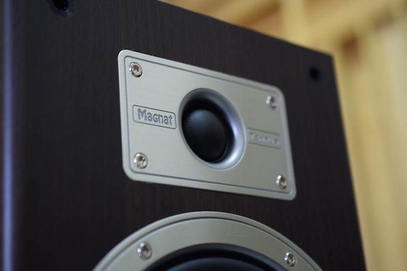 谁才是性价比之王？德法丹美五款入门HIFI书架箱对比横评