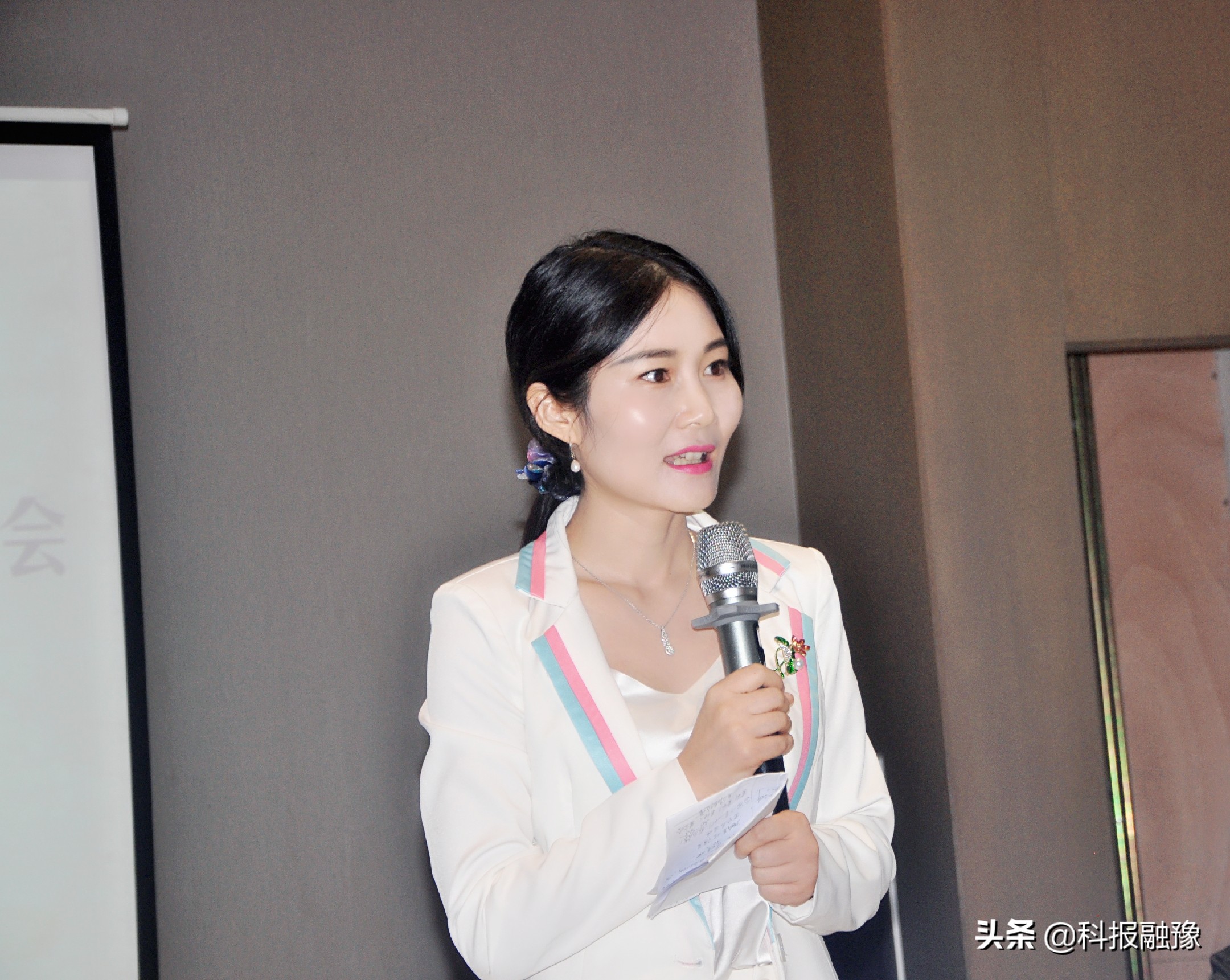 家庭文明建设活动家风故事分享会,中原好家风最美家庭巡讲活动