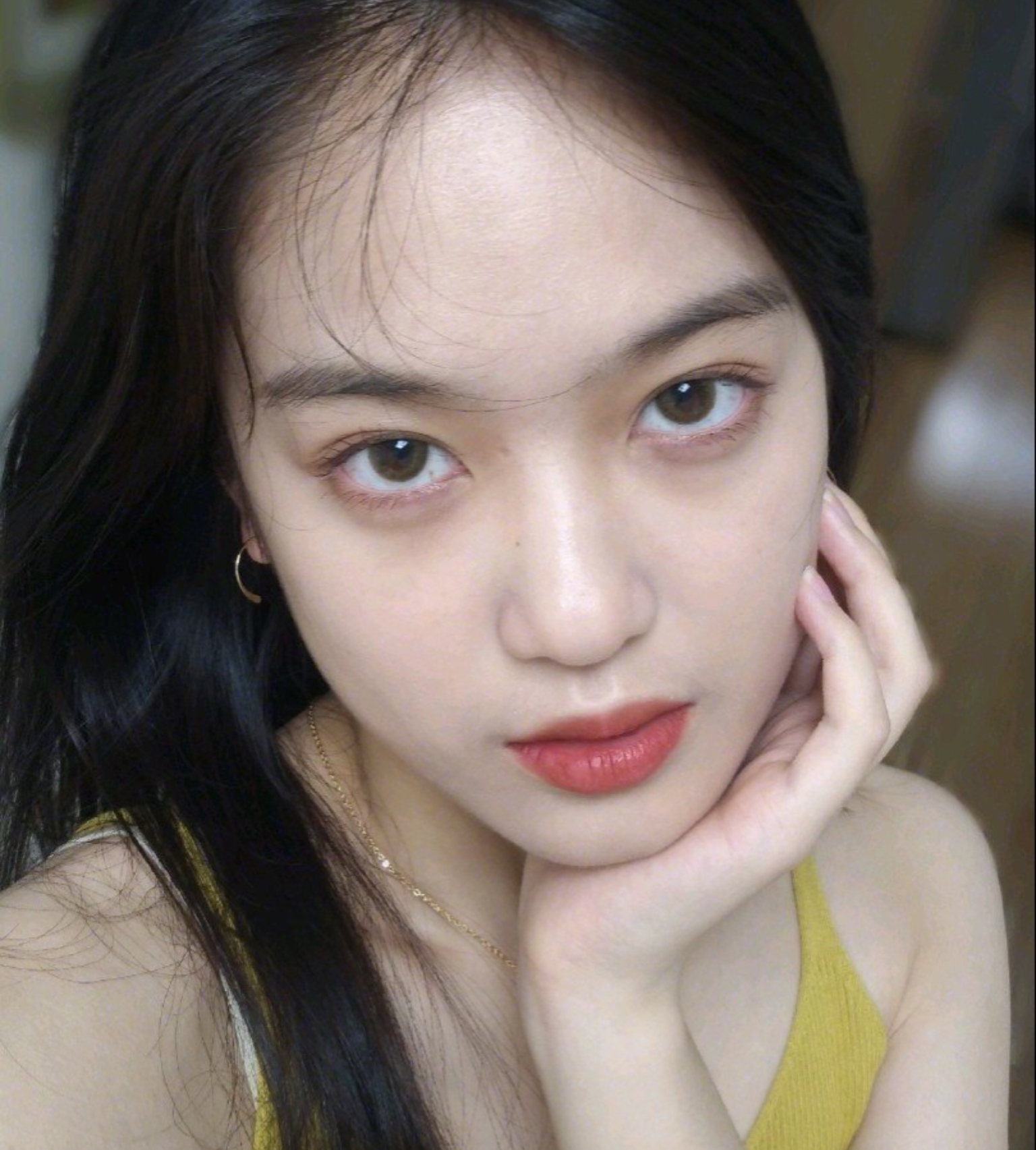 化妆时要注意什么才不会脱妆,夏天化妆出油出汗脱妆就这么做