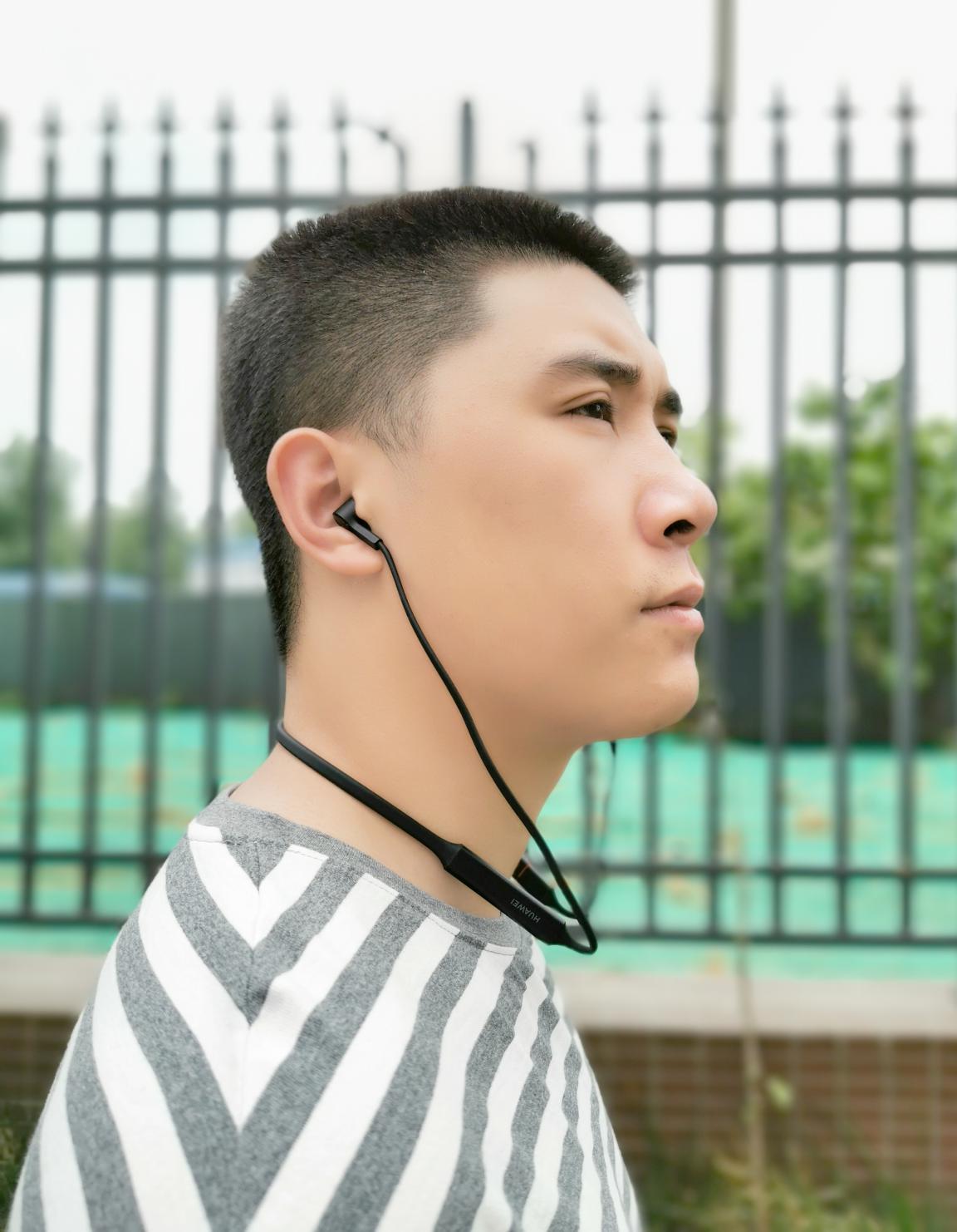 一款适合毕业旅行的耳机上手评测，快充这个功能我很喜欢