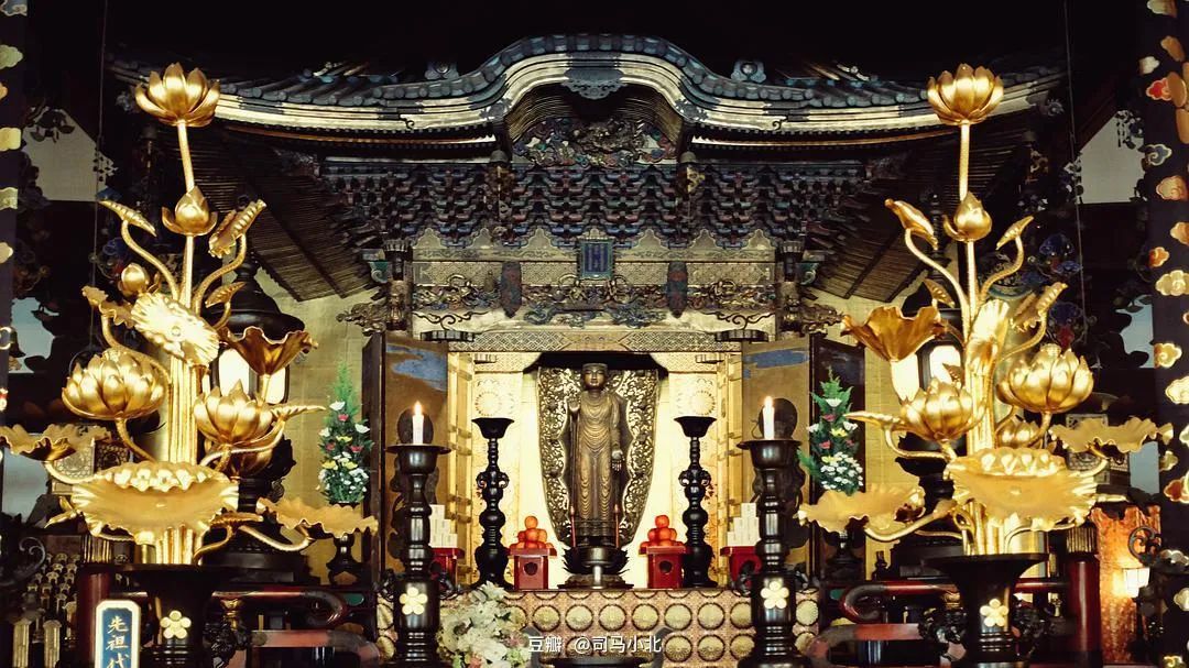 旃檀佛像介绍,旃檀佛像寓意