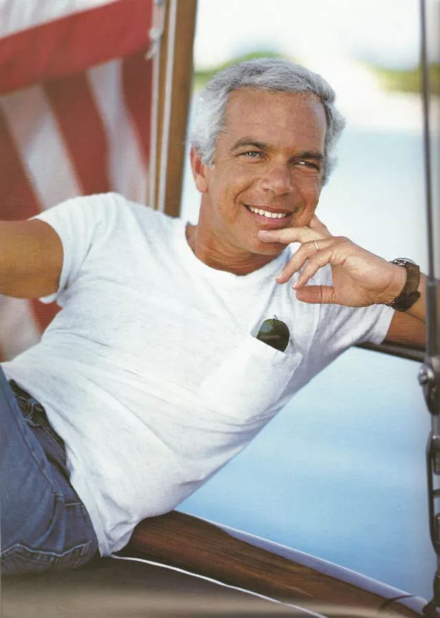 世界十大时装设计师排名,最有名的时装设计师