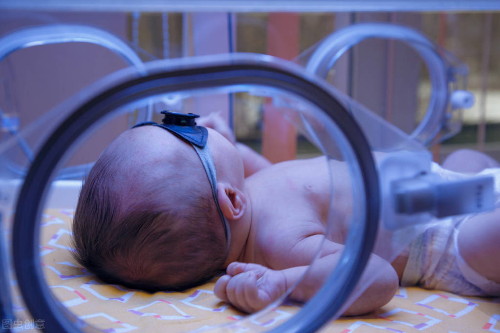 熬过了当妈最难熬的前几年,当妈最难熬的一年终于熬过来了