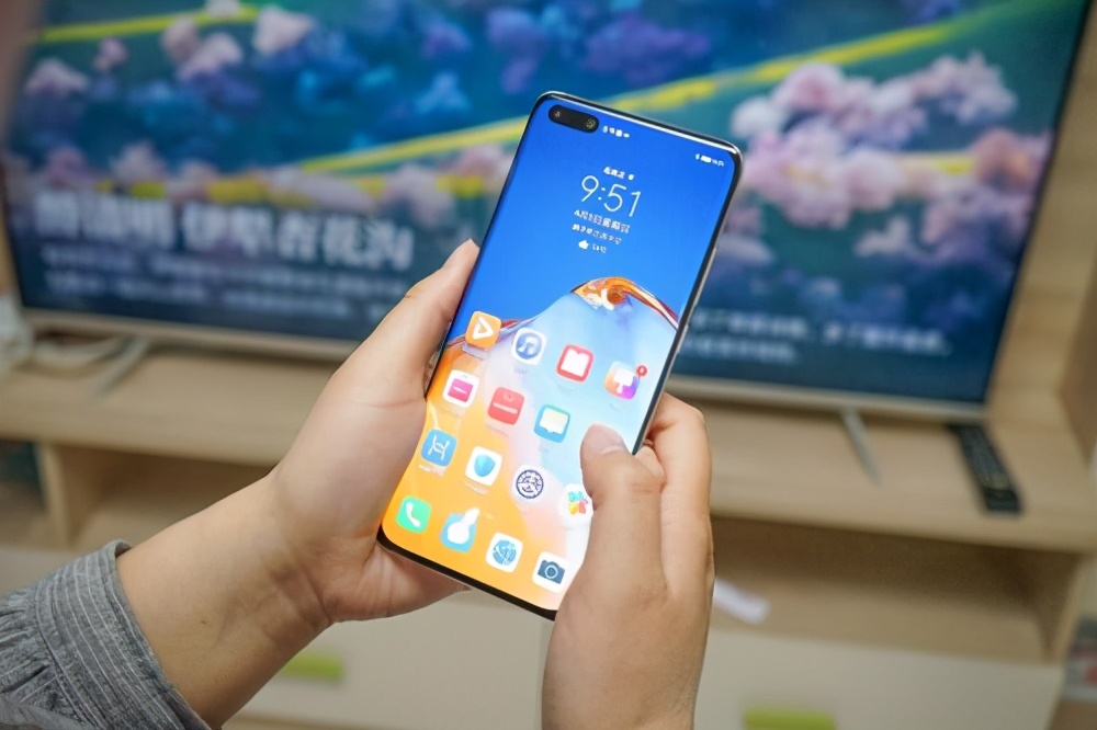 华为freebuds3和freebuds4哪个好,华为mate40pro+和mate40pro区别