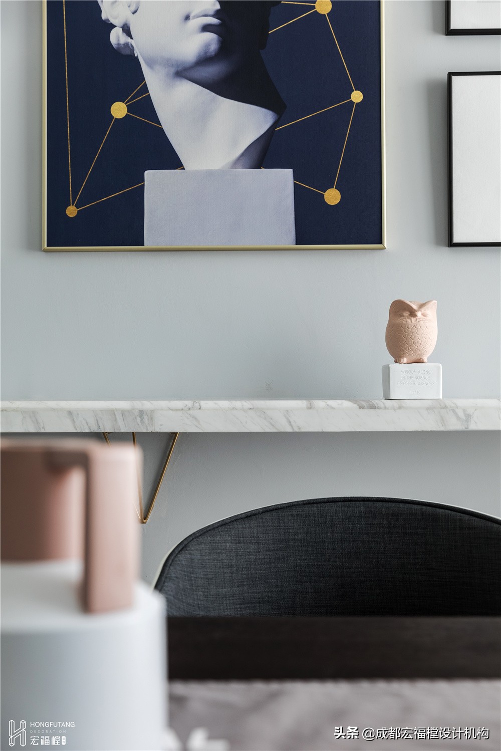 跃层意式极简风背景墙,北欧风电视背景墙小户型