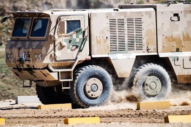 国产轮式装甲运兵车vp22,中国的vn22轮式装甲车