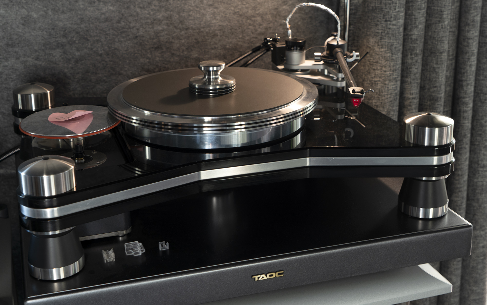 中坚力量——评AQPassionTeen书架式音箱