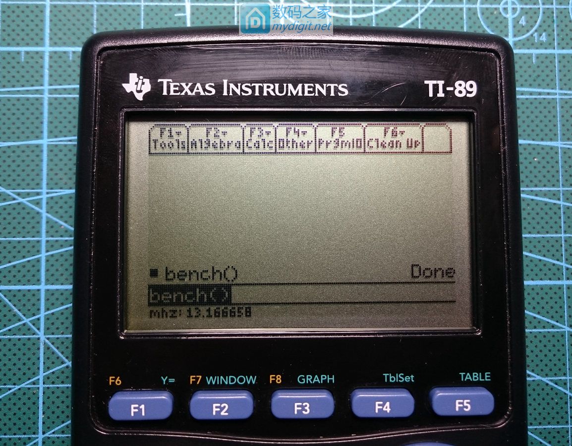 技术大牛太强了！德州仪器TI-89图形计算器拆机维修和CPU超频