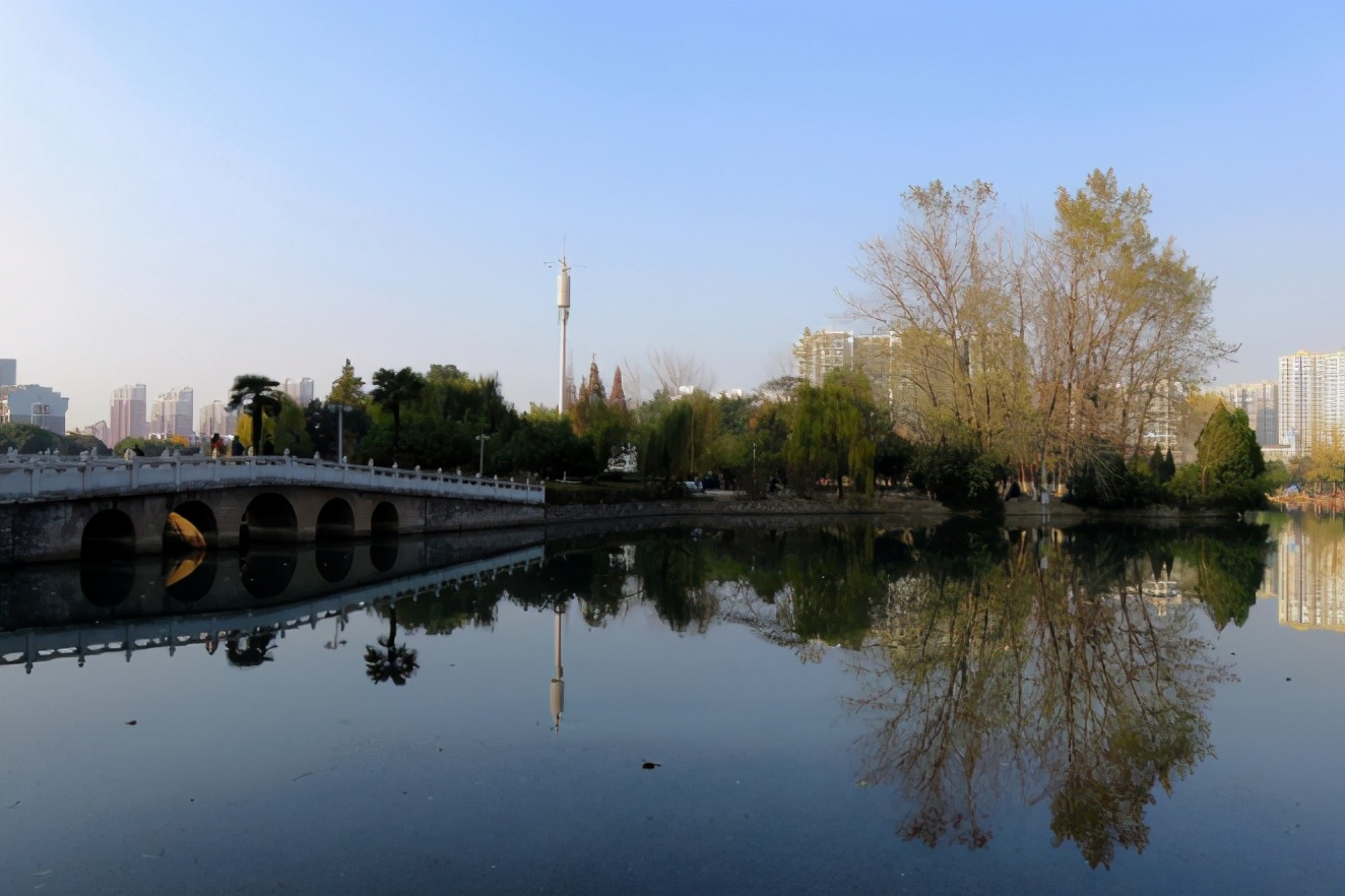 合肥最大公园地址在哪,合肥离地铁口近的公园