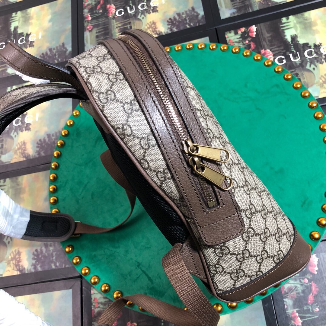 古驰最新款的双肩包,gucci古驰经典条纹帆布双肩包