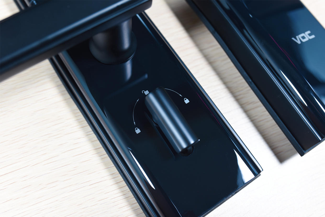 voc指纹锁怎么用密码开门,华为voc智能门锁指纹