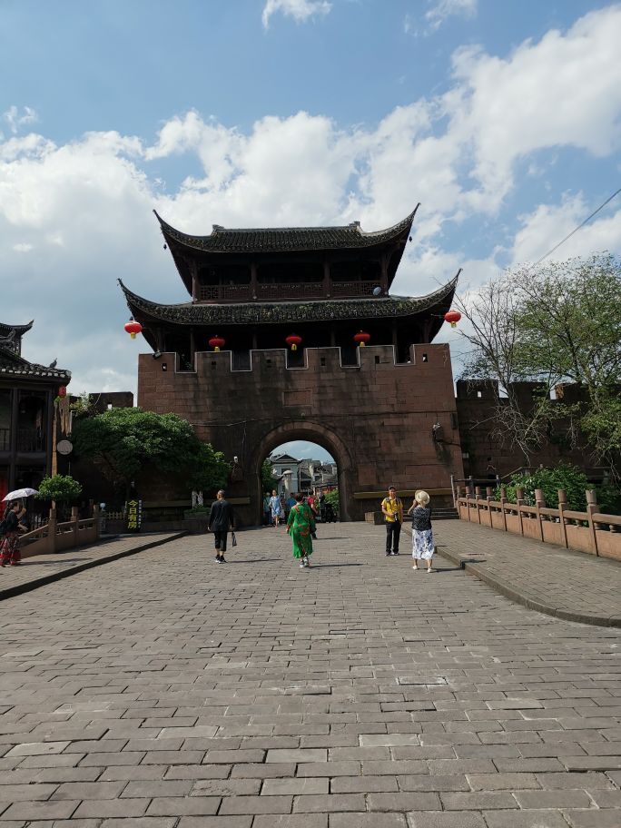 读你千遍不如一见,读你千遍不如见你一面