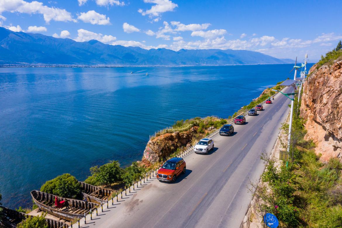 试驾现代ix252.0,北京现代ix25山路体验