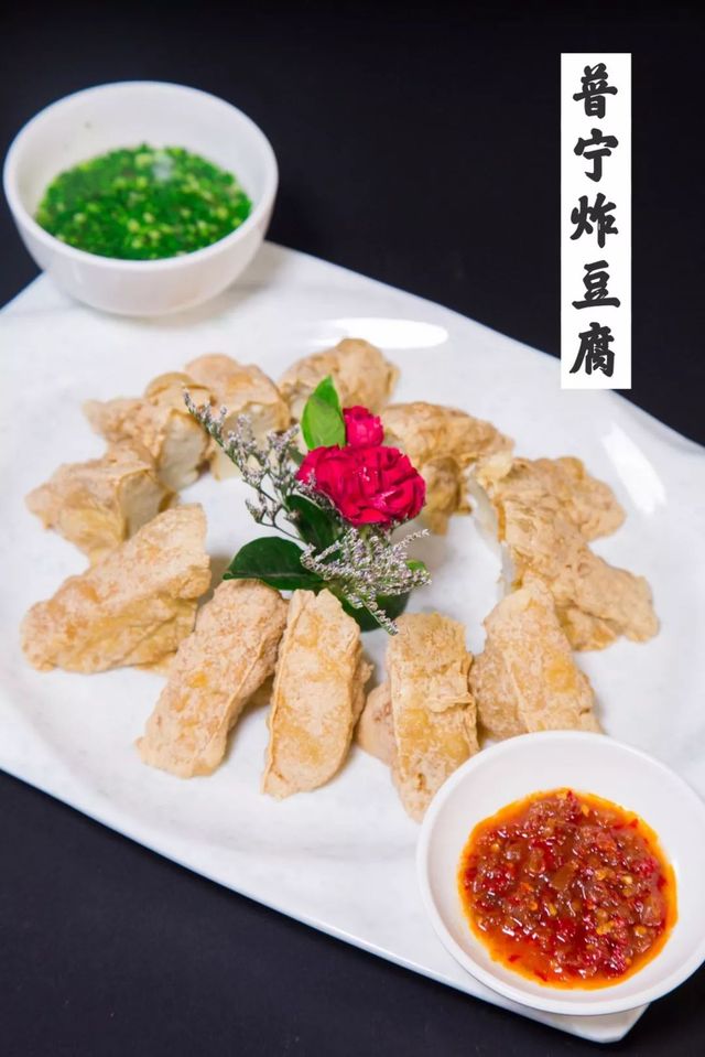 当地无人不知的几十年老店,无人不知的特色菜