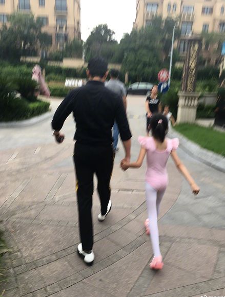 费曼森碟,费曼娱乐圈