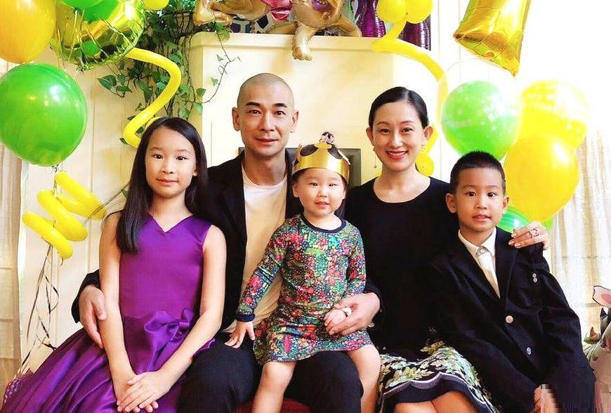 赵文卓张丹露哪年生孩子,赵文卓跟张丹露怎么认识的