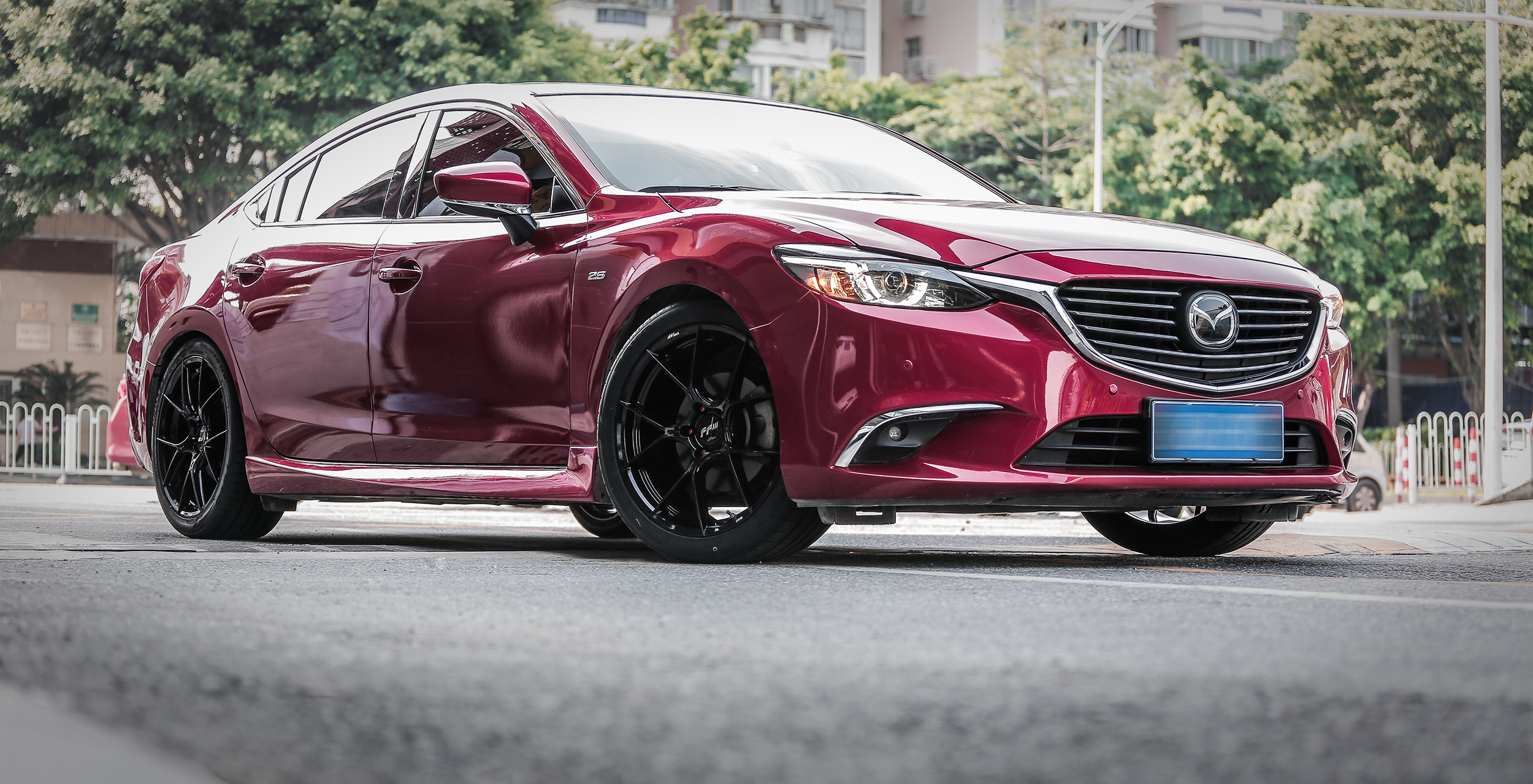 阿特兹19寸轮毂容易坏吗,阿特兹19寸轮毂可以换235的胎吗