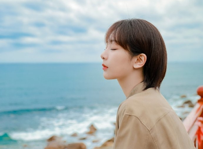 男人如果喜欢一个坏女人的表现,弗洛伊德解释男人喜欢坏女人